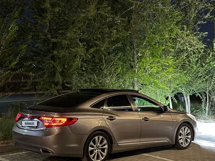 Hyundai Grandeur 2011 года за 8 200 000 тг. в Шымкент – фото 4