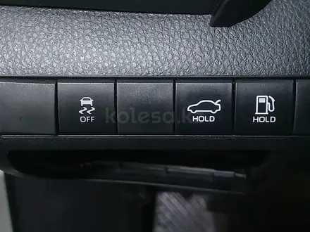 Toyota Camry 2022 года за 10 350 000 тг. в Астана – фото 18