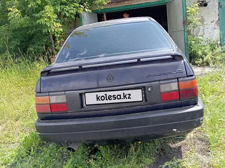 Volkswagen Passat 1992 года за 1 100 000 тг. в Караганда – фото 3