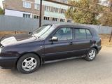 Volkswagen Golf 1993 годаүшін1 100 000 тг. в Уральск