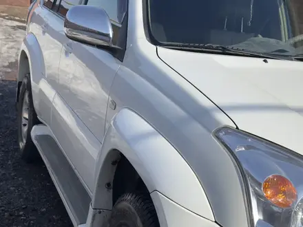 Toyota Land Cruiser Prado 2007 года за 12 000 000 тг. в Актобе – фото 3
