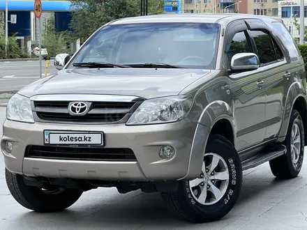 Toyota Fortuner 2007 года за 9 000 000 тг. в Алматы – фото 3