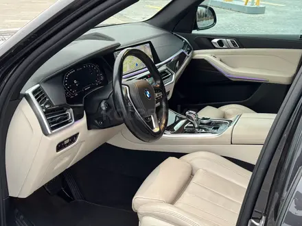 BMW X5 2020 года за 29 999 999 тг. в Астана – фото 36