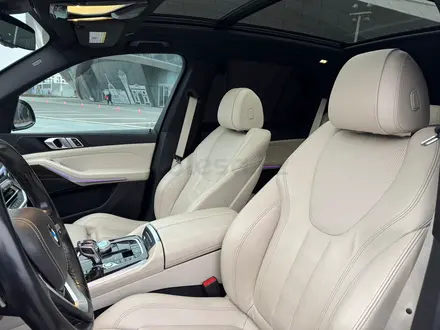 BMW X5 2020 года за 29 999 999 тг. в Астана – фото 44