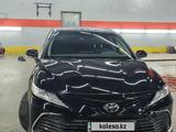 Toyota Camry 2023 годаfor18 200 000 тг. в Караганда – фото 2