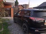 Toyota RAV4 2017 годаfor12 800 000 тг. в Петропавловск – фото 3