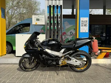 Honda  CBR 929RR Fireblade 2001 года за 2 000 000 тг. в Алматы – фото 5