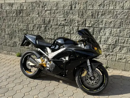 Honda  CBR 929RR Fireblade 2001 года за 2 000 000 тг. в Алматы – фото 3