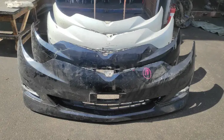Бампера Тойота естима за 100 000 тг. в Алматы