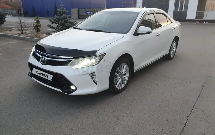 Toyota Camry 2015 года за 9 000 000 тг. в Усть-Каменогорск