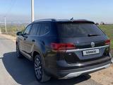 Volkswagen Teramont 2017 года за 14 555 555 тг. в Алматы – фото 3
