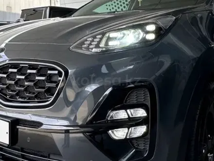 Kia Sportage 2021 года за 10 550 000 тг. в Караганда – фото 4
