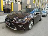 Lexus ES 200 2016 годаүшін13 200 000 тг. в Астана – фото 2