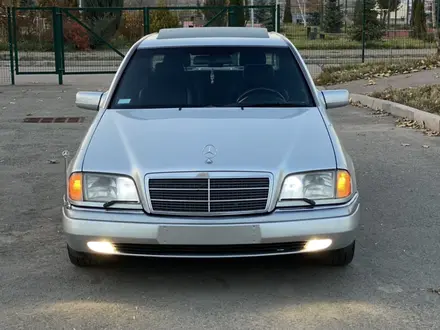 Mercedes-Benz C 280 1995 года за 4 100 000 тг. в Алматы – фото 2