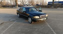 Mercedes-Benz C 180 1995 года за 1 100 000 тг. в Алматы – фото 2