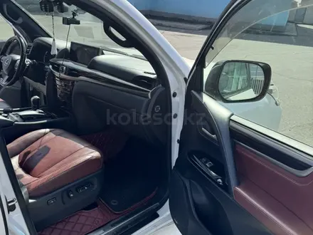 Lexus LX 570 2018 года за 43 700 000 тг. в Астана – фото 10