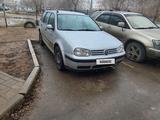 Volkswagen Golf 2001 годаүшін2 500 000 тг. в Актобе