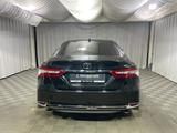 Toyota Camry 2023 года за 13 100 000 тг. в Алматы – фото 4