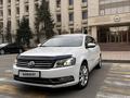 Volkswagen Passat 2014 года за 5 200 000 тг. в Алматы – фото 2