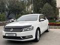 Volkswagen Passat 2014 года за 5 200 000 тг. в Алматы – фото 16