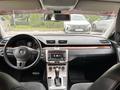 Volkswagen Passat 2014 года за 5 200 000 тг. в Алматы – фото 27