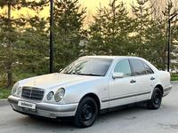 Mercedes-Benz E 230 1996 года за 2 000 000 тг. в Алматы