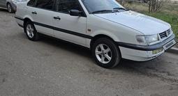 Volkswagen Passat 1994 годаүшін1 000 000 тг. в Караганда – фото 2