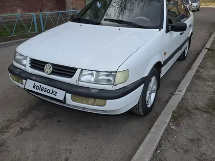 Volkswagen Passat 1994 года за 1 000 000 тг. в Караганда – фото 3