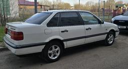 Volkswagen Passat 1994 годаүшін1 000 000 тг. в Караганда – фото 4