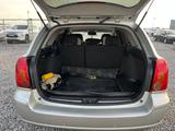 Toyota Avensis 2004 года за 2 900 000 тг. в Актобе – фото 5