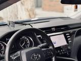 Toyota Camry 2019 годаүшін11 500 000 тг. в Уральск – фото 2