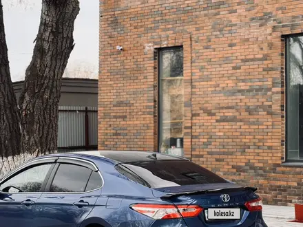 Toyota Camry 2019 года за 11 500 000 тг. в Уральск – фото 4