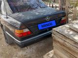 Mercedes-Benz E 200 1991 годаүшін900 000 тг. в Балхаш – фото 3