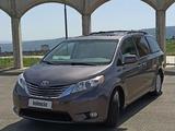 Toyota Sienna 2015 года за 8 000 000 тг. в Тбилиси – фото 2