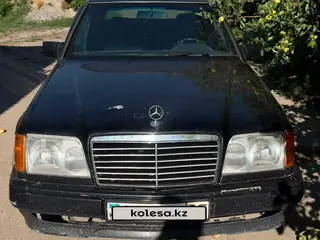 Mercedes-Benz E 320
