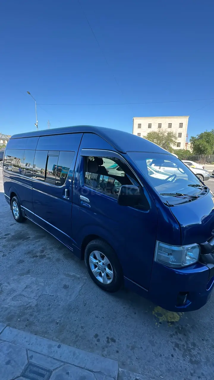 Toyota HiAce, 2006
