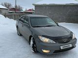 Toyota Camry 2006 года за 6 750 000 тг. в Актобе – фото 2