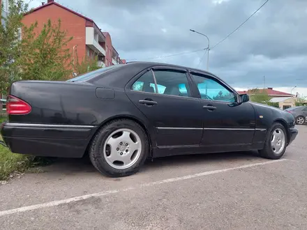 Mercedes-Benz E 320 1997 года за 1 900 000 тг. в Шымкент – фото 4