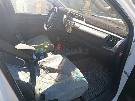 Toyota Hilux 2017 года за 13 333 000 тг. в Актобе – фото 2