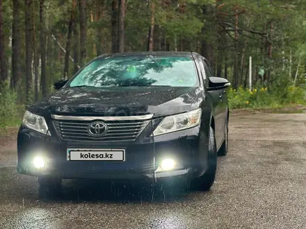 Toyota Camry 2014 года за 9 500 000 тг. в Астана – фото 2