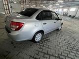 ВАЗ (Lada) Granta 2190 2013 годаүшін2 600 000 тг. в Кокшетау – фото 2