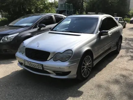 Бампер/пороги/губа/диффузор Мерседес w203 за 50 000 тг. в Алматы