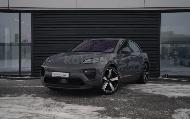 Porsche Macan 2025 года за 74 500 000 тг. в Астана