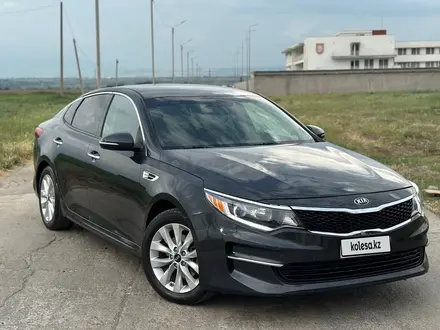 Kia Optima 2016 года за 5 500 000 тг. в Атырау