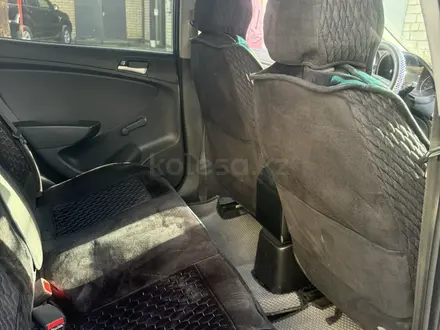 Hyundai Accent 2014 года за 5 500 000 тг. в Семей – фото 11
