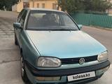 Volkswagen Golf 1993 годаүшін1 400 000 тг. в Тараз