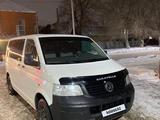 Volkswagen Transporter 2006 года за 8 200 000 тг. в Актобе – фото 2