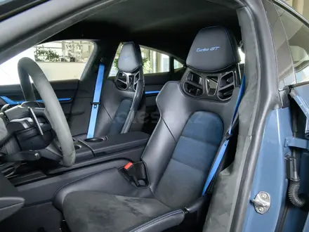 Porsche Taycan 2024 года за 99 000 000 тг. в Алматы – фото 19