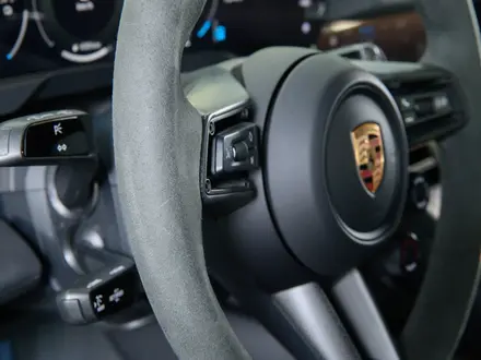 Porsche Taycan 2024 года за 99 000 000 тг. в Алматы – фото 20