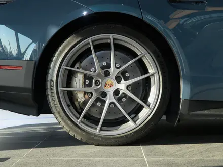 Porsche Taycan 2024 года за 99 000 000 тг. в Алматы – фото 29
